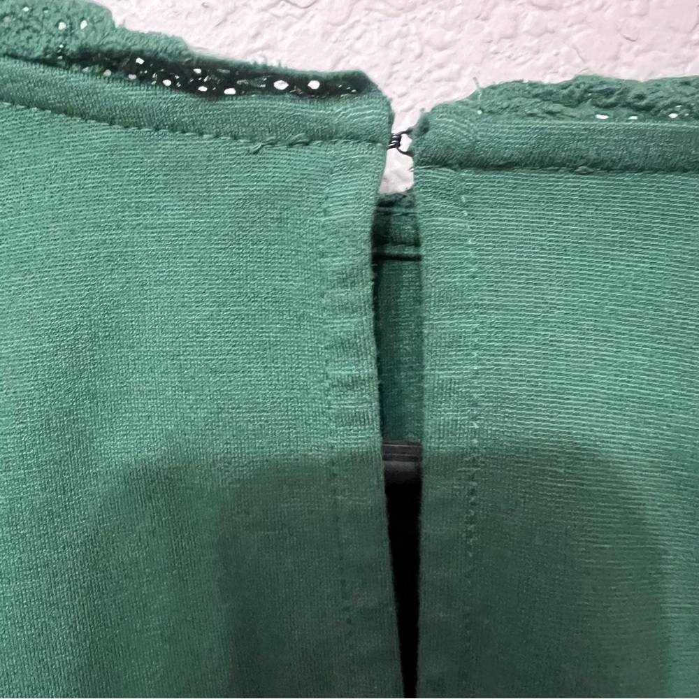 Ann Taylor Forest Green Ruffle Blouse medium - Picture 13 of 13